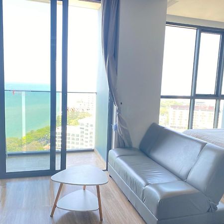 Andromeda Seaview Condo Near Beach باتايا الغرفة الصورة