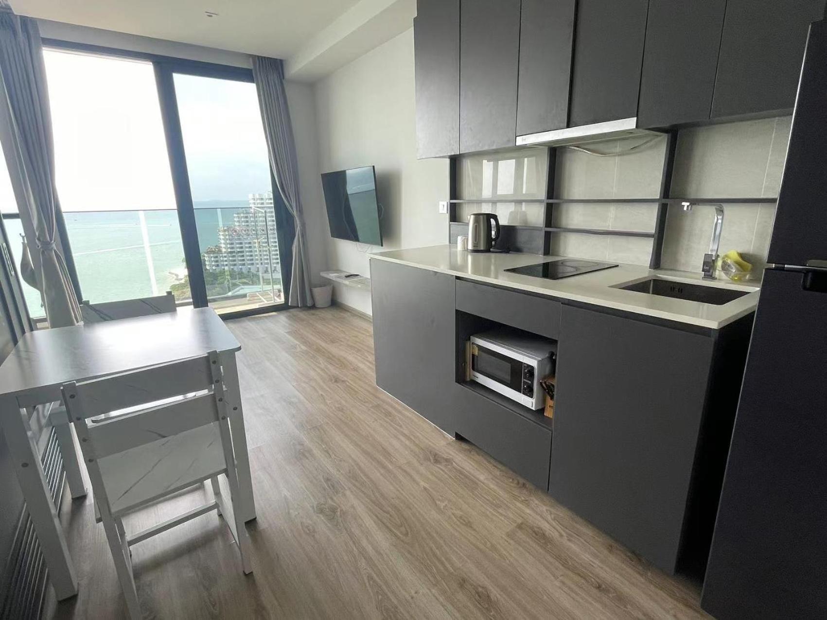 Andromeda Seaview Condo Near Beach باتايا الغرفة الصورة